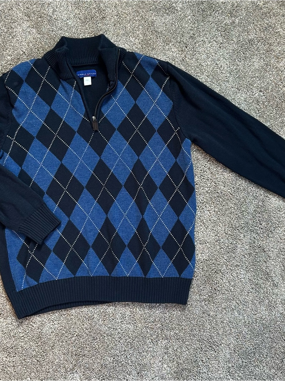 Simply Styled Men’s Blue Argyle Quarter-Zip Sweater